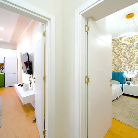 Apartment Modern 2 Bedroom With Balcony In Location *